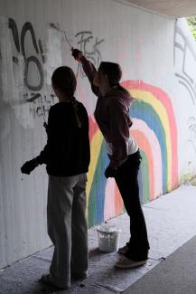 Projekttag 2026 - Ausbesserungsarbeiten an der Unterführung: Graffiti übermalen